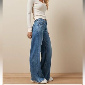 AE Dreamy Drape Super High-Waisted Baggy Wide-Leg Jean